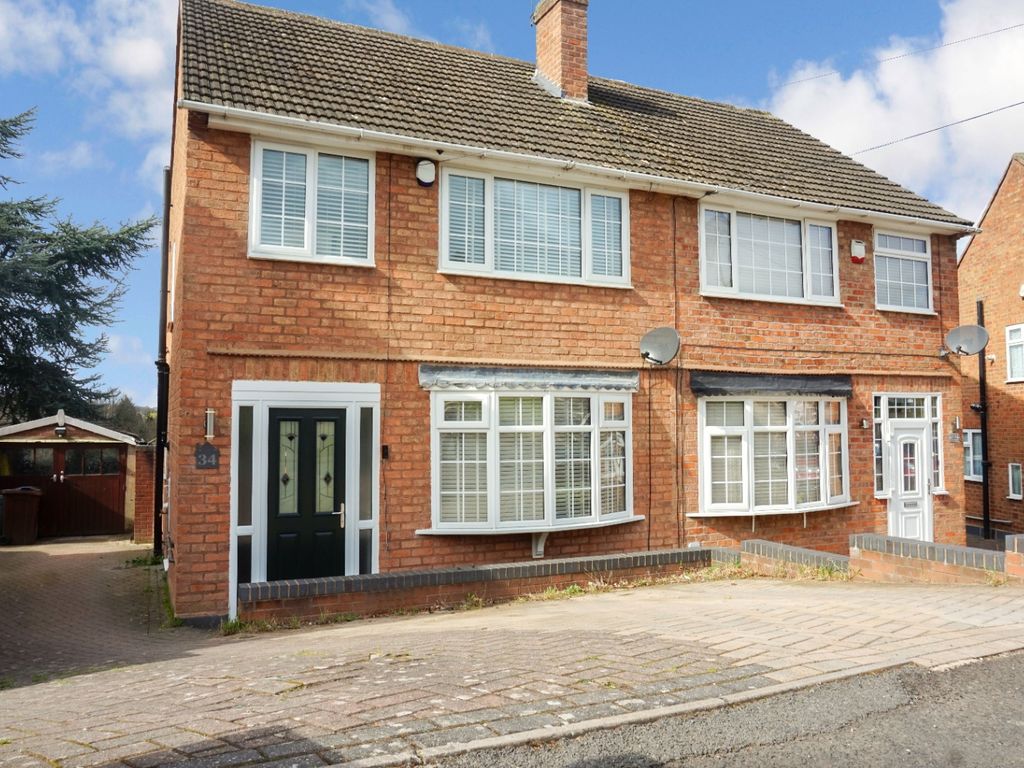 3 bed semidetached house for sale in Walford Drive, Solihull B92 Zoopla