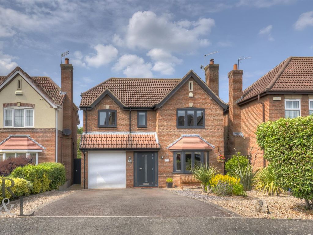 4 bed detached house for sale in Keswick Close, Gamston, Nottingham NG2