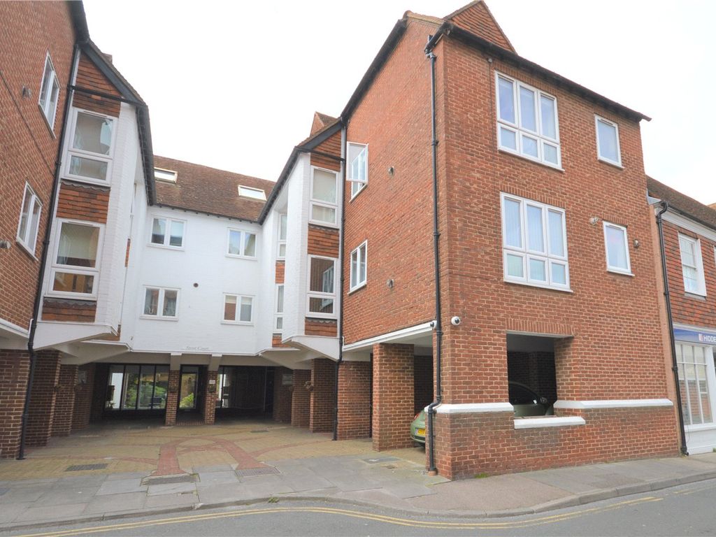 2 bed flat to rent in Stour Street, Canterbury, Kent CT1 Zoopla