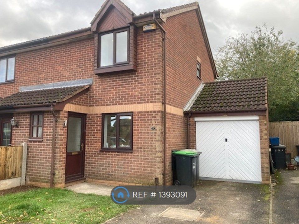 2 bed semidetached house to rent in St. Mellion Way, KirkbyIn