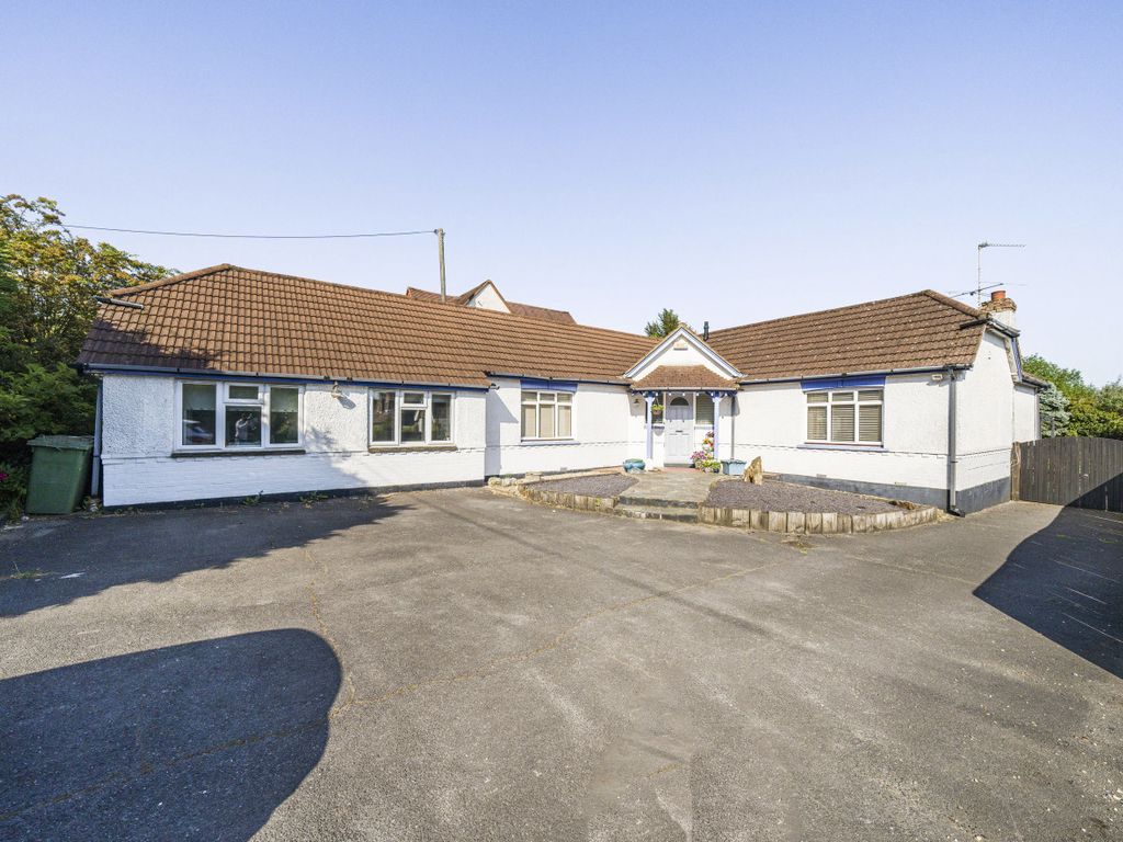 5 bed bungalow for sale in Farnham Road, Holt Pound, Farnham, Hampshire