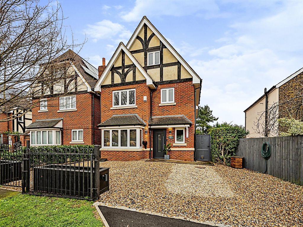 5 bed detached house for sale in Lent Rise Road, Burnham, Slough SL1 Zoopla