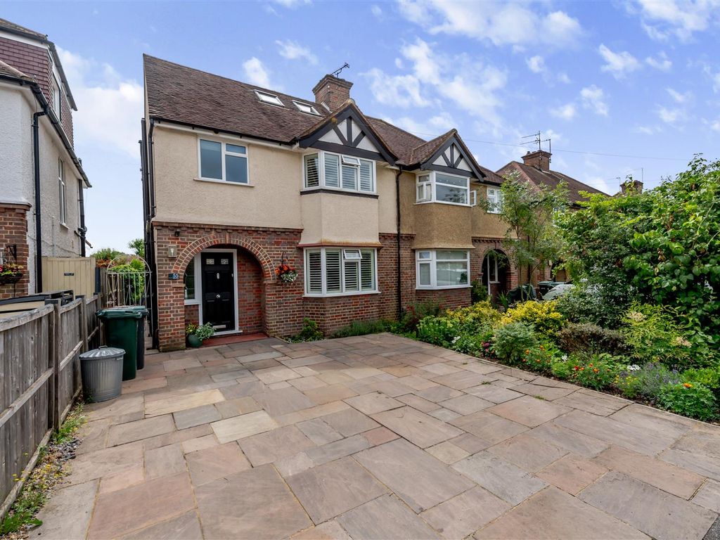 4 bed property for sale in West Way, Rickmansworth WD3 Zoopla