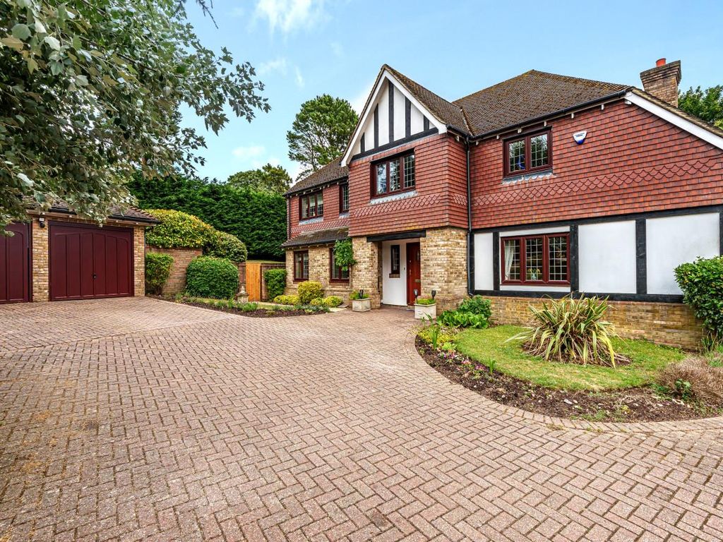 5 bed detached house for sale in Claremount Gardens, Epsom KT18 Zoopla