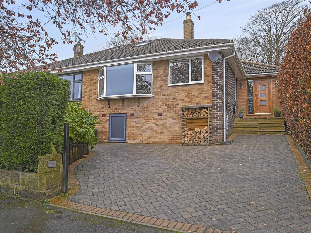 3 bed semidetached bungalow for sale in Layton Park Avenue, Rawdon