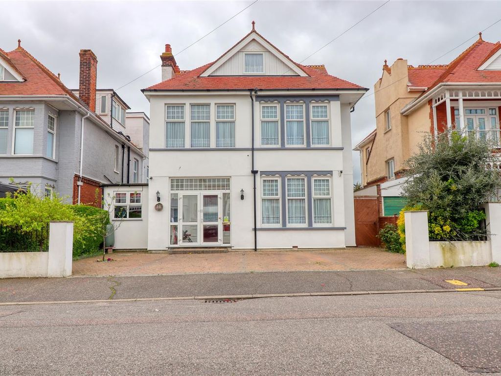 6 bed detached house for sale in St Vincent Road, Clacton On Sea