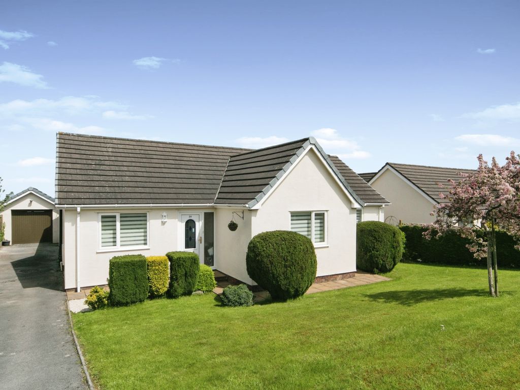 4 bed bungalow for sale in Bryn Eithin, Pentre Halkyn CH8 Zoopla