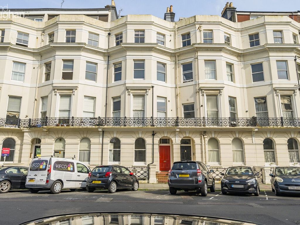 1 bed flat to rent in St Aubyns, Hove BN3, £1,250 pcm Zoopla