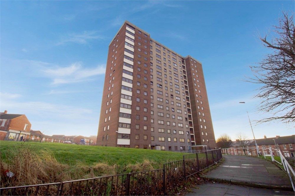 2 bed flat for sale in Bensham Court, Gateshead NE8 Zoopla