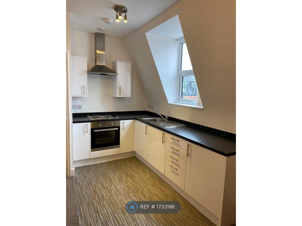 1 bed flat to rent in Huntington House, Bolton BL1 Zoopla