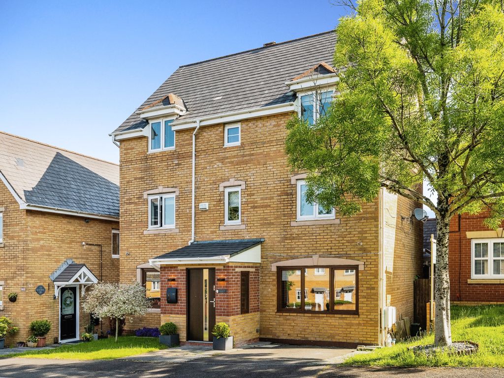 5 bed detached house for sale in Gelli Deg, Swansea SA5, £419,995 Zoopla