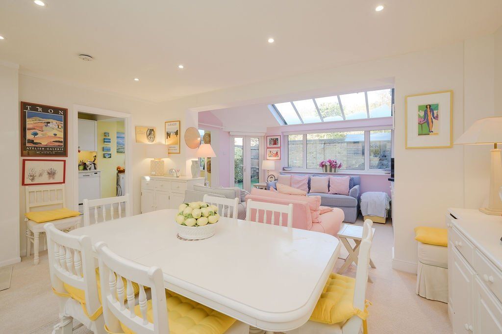 4 bed semidetached house for sale in Cottenham Park Road, West