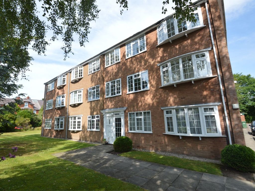 1 bed flat to rent in Irlam Road, Sale M33 Zoopla