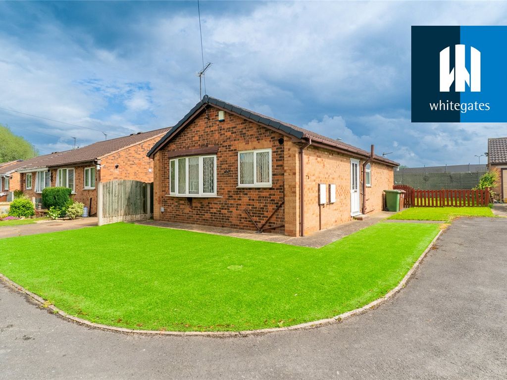 2 bed bungalow for sale in Redland Crescent, Kinsley, Pontefract, West