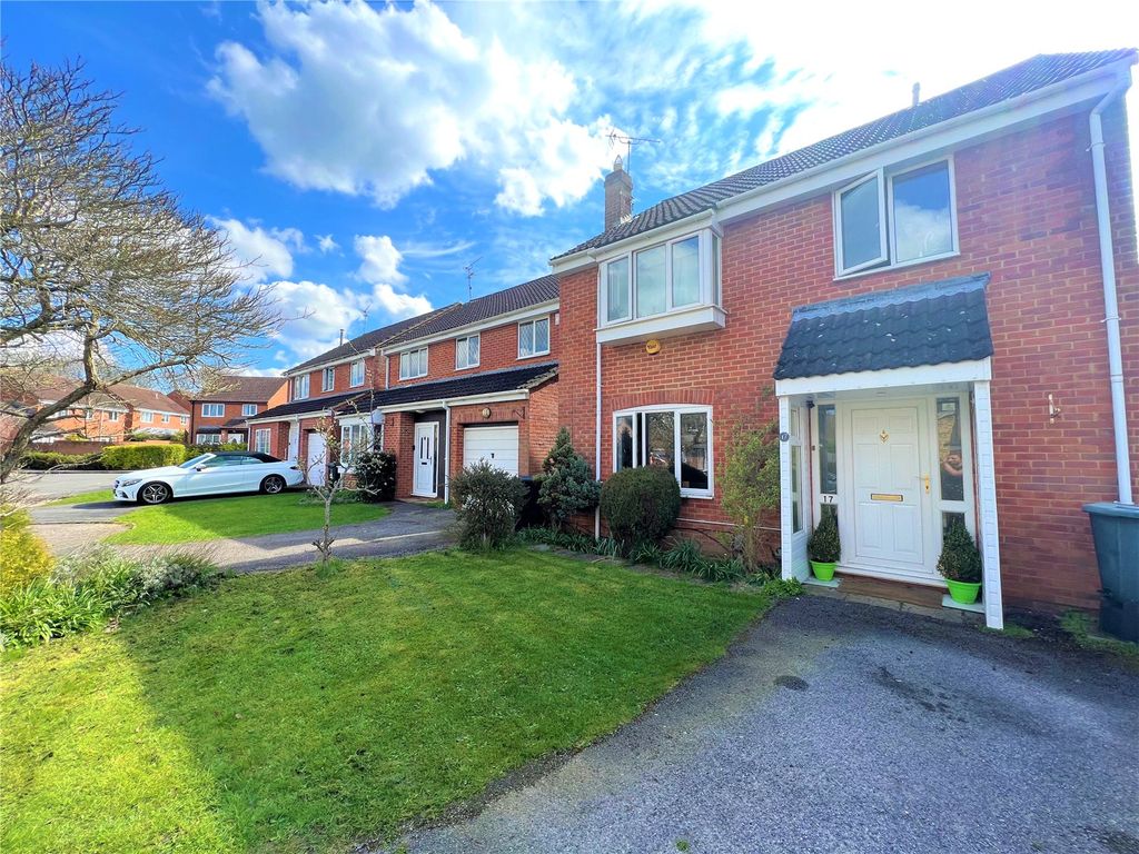 4 bed detached house to rent in Featherwood, Westlea, Swindon SN5 Zoopla