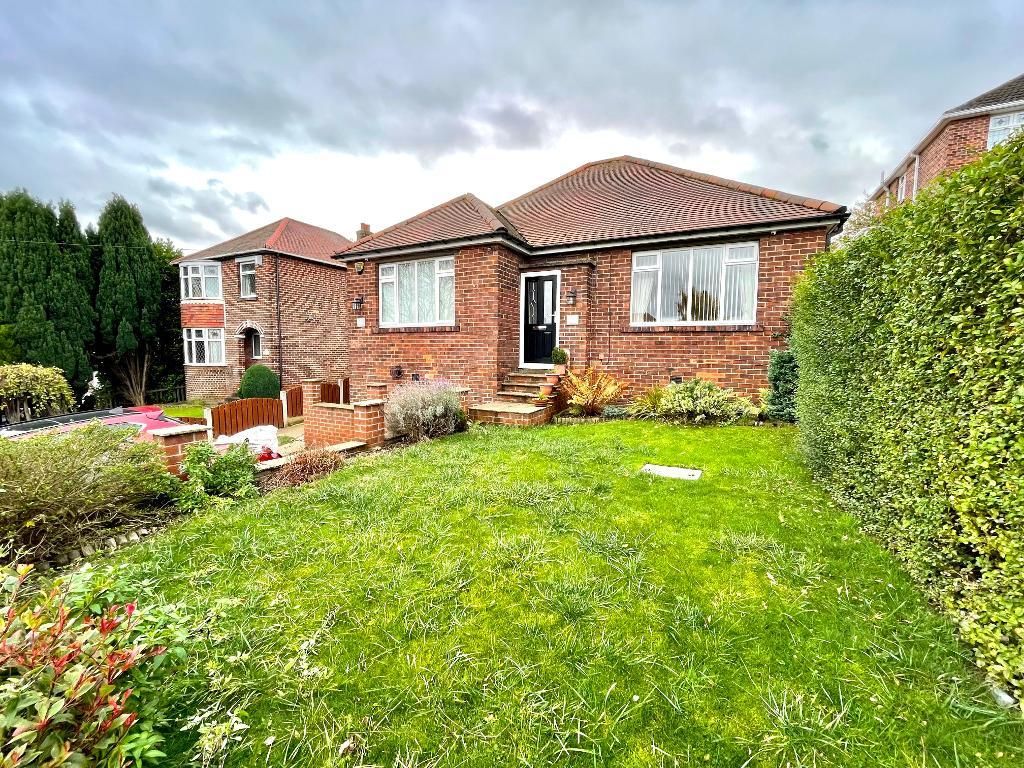 3 bed bungalow for sale in Greenside Lane, Hoyland, Barnsley, South