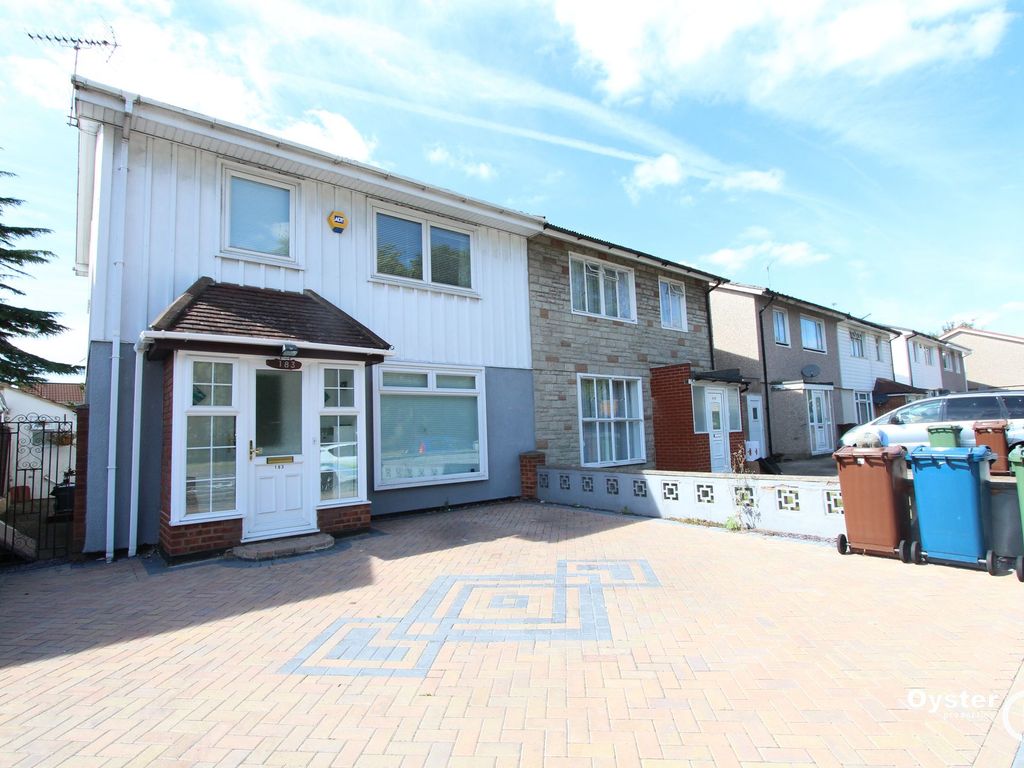 3 bed semidetached house to rent in Courtenay Avenue, Harrow HA3, £