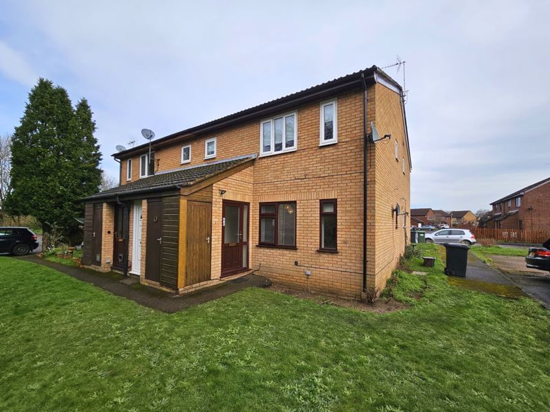 1 bed flat to rent in Alders Green, Longford, Gloucester GL2, £650 pcm