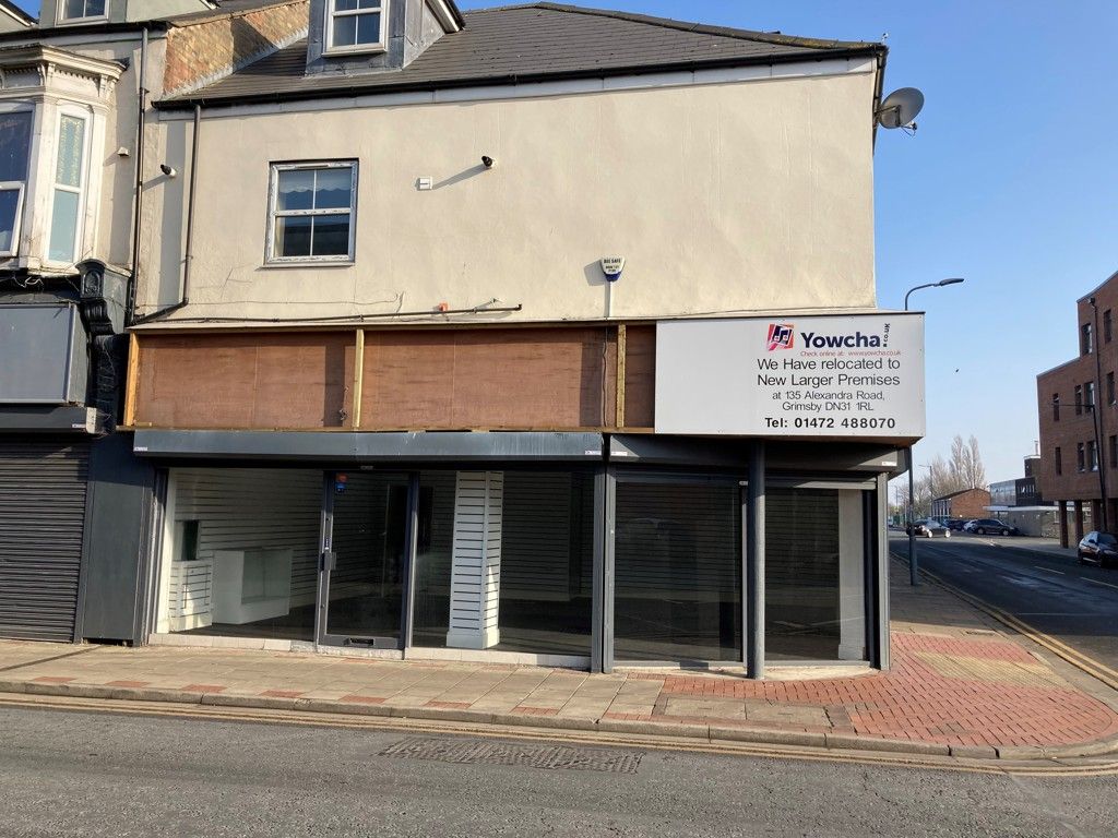 Retail premises to let in 19 Freeman Street, Grimsby, North East