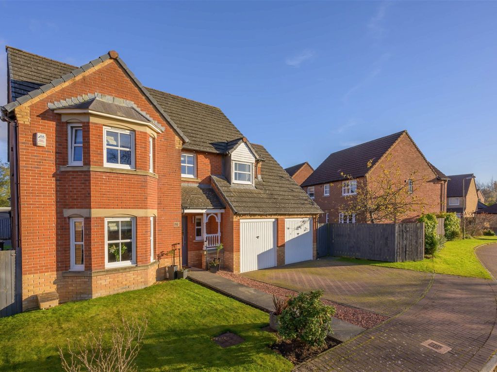 4 bed detached house for sale in Badger Park, Broxburn EH52, £370,000
