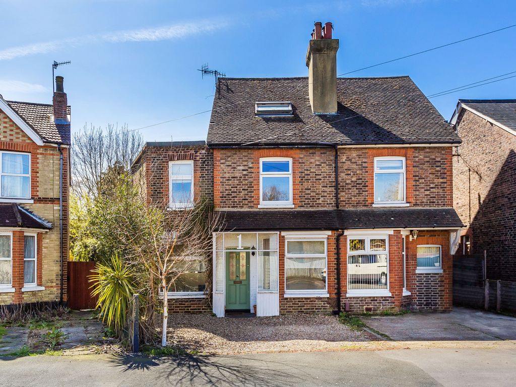 4 bed semidetached house for sale in Monson Road, Redhill RH1 Zoopla