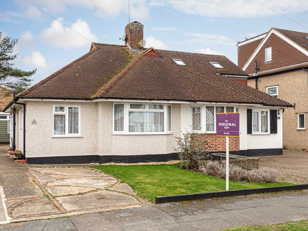 3 bed bungalow to rent in Eastdean Avenue, Epsom KT18 Zoopla