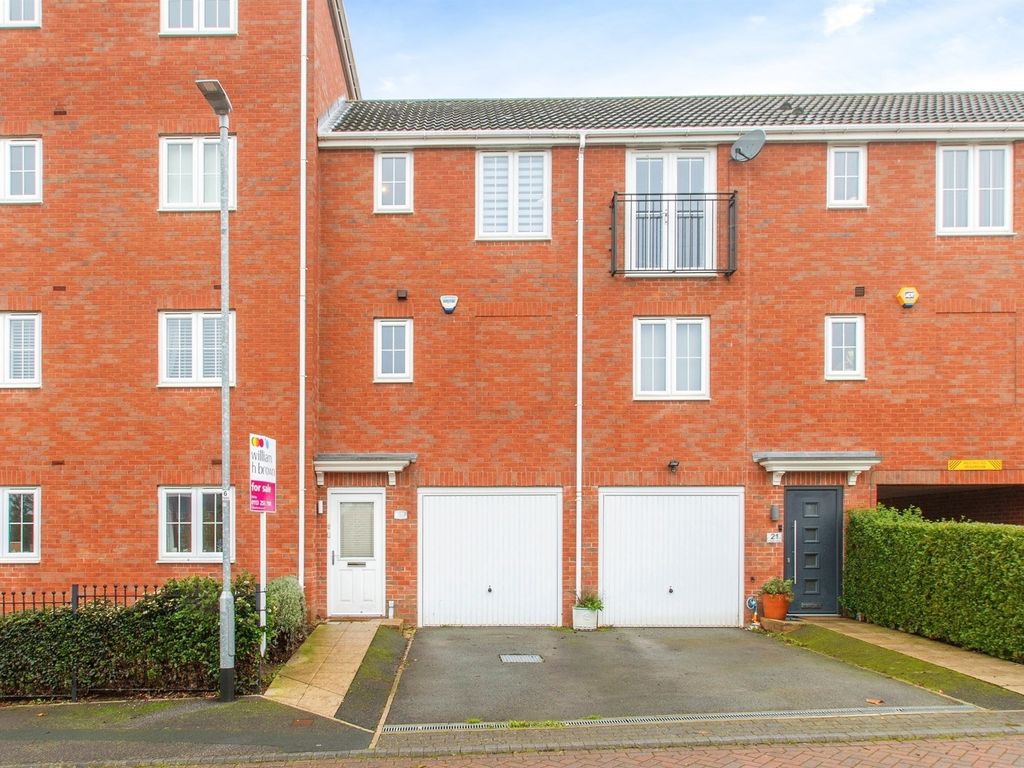 2 bed town house for sale in Topliss Way, Middleton, Leeds LS10, £