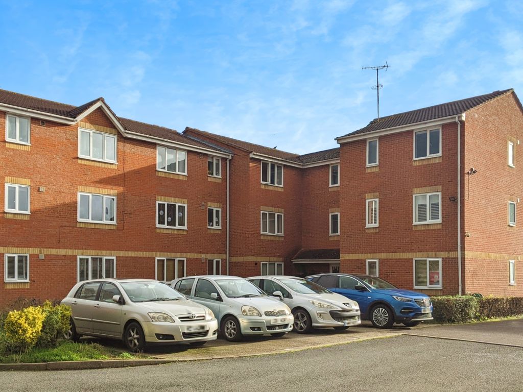 1 bed flat to rent in New Road, Mitcham CR4, £1,025 pcm Zoopla