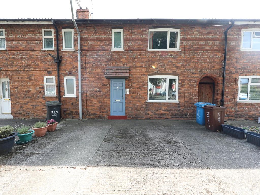3 bed terraced house for sale in Inglemire Lane, Hull HU6, £110,000