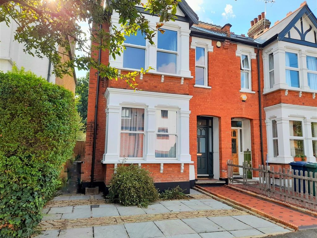 3 bed property for sale in Crescent Road, New EN4 Zoopla