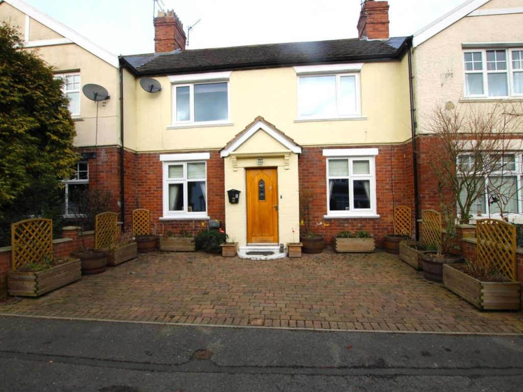 3 bed terraced house for sale in Cleveland Avenue, Auckland DL14