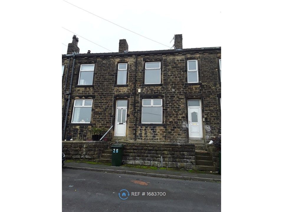3 bed terraced house to rent in Prince Street, Haworth, Keighley BD22