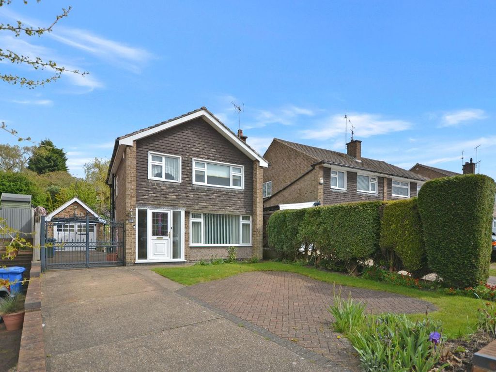 3 bed detached house for sale in Big Barn Lane, Mansfield NG18, £