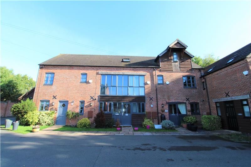 3 bed town house for sale in The Outwoods, Burbage, Leicestershire LE10