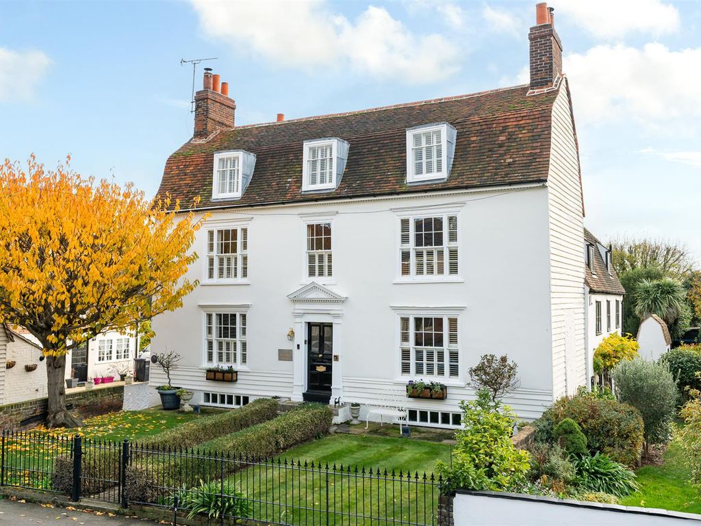 4 bed property for sale in East Street, Rochford SS4, £950,000 Zoopla