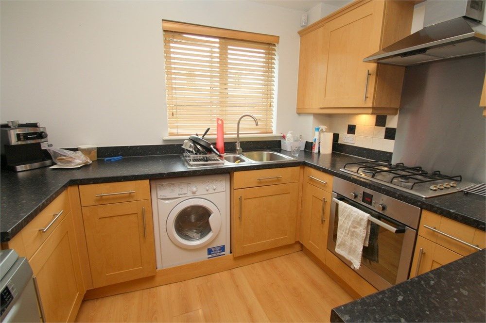1 bed flat to rent in Chertsey Road, Feltham TW13 Zoopla