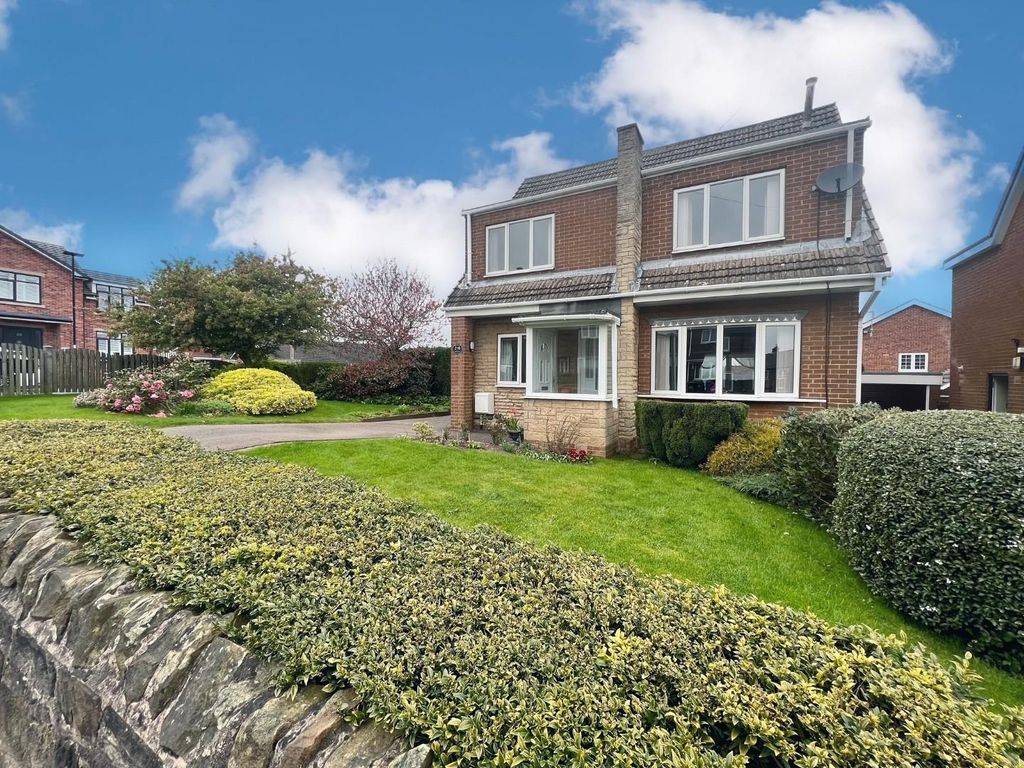 4 bed detached house for sale in Thompson Hill, High Green, Sheffield