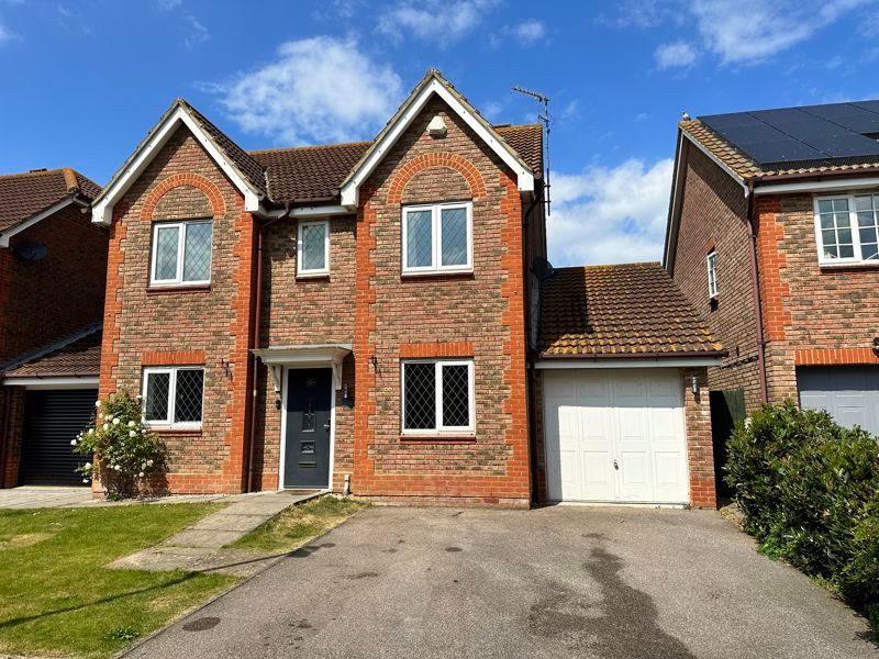 4 bed detached house to rent in Penny Cress Road, Minster On Sea