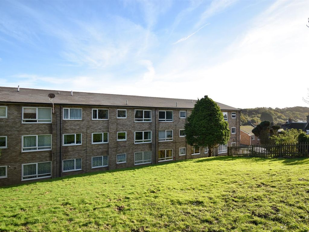 2 bed flat for sale in Harold Road, Hastings TN35, £165,000 Zoopla