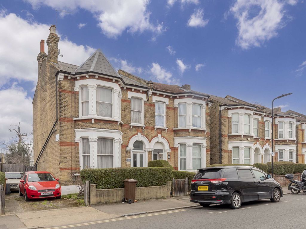 4 bed property for sale in St. Andrew's Grove, London N16 Zoopla