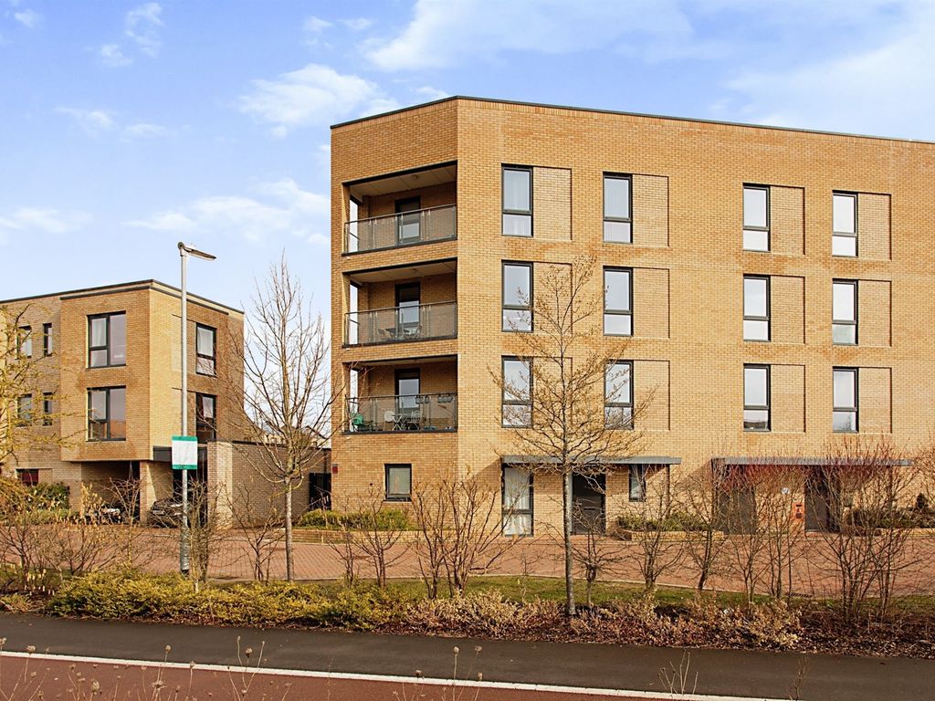 2 bed flat for sale in Ellis Road, Trumpington, Cambridge CB2 Zoopla