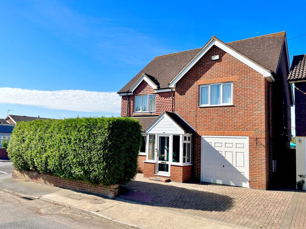 4 bed detached house for sale in Princes Road, Dartford DA1, £700,000