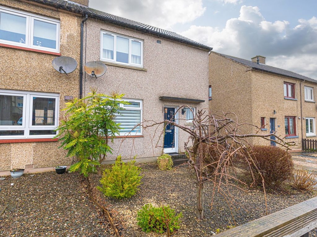 2 bed villa for sale in Rae Street, Cowdenbeath KY4, £120,000 Zoopla