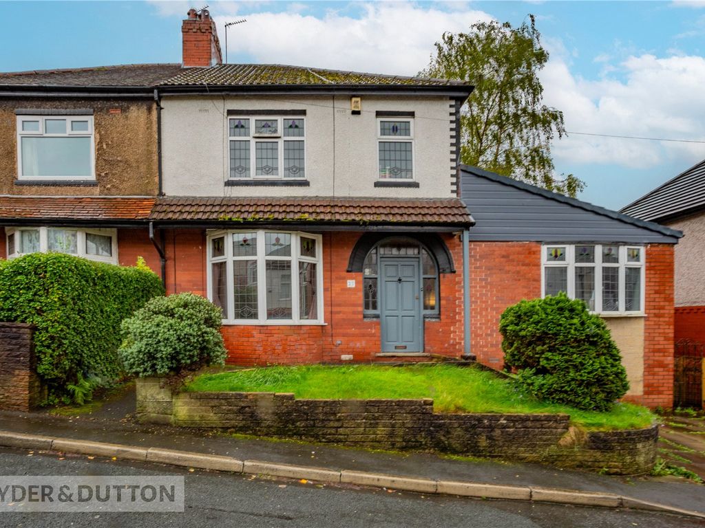 4 bed semidetached house for sale in Ivy Drive, Alkrington, Middleton