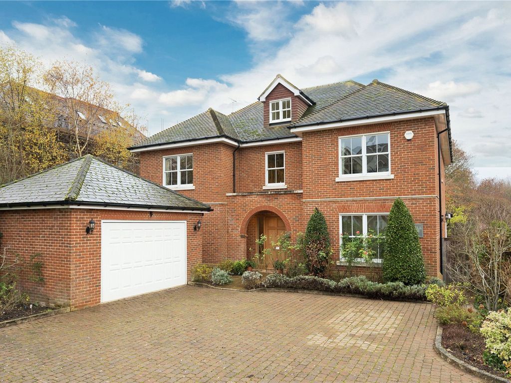 5 bed detached house for sale in Wayneflete Place, Esher, Surrey KT10, £2,250,000 Zoopla