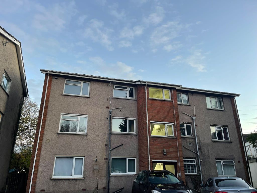 2 bed flat for sale in New Road, Rumney, Cardiff CF3, £95,000 Zoopla