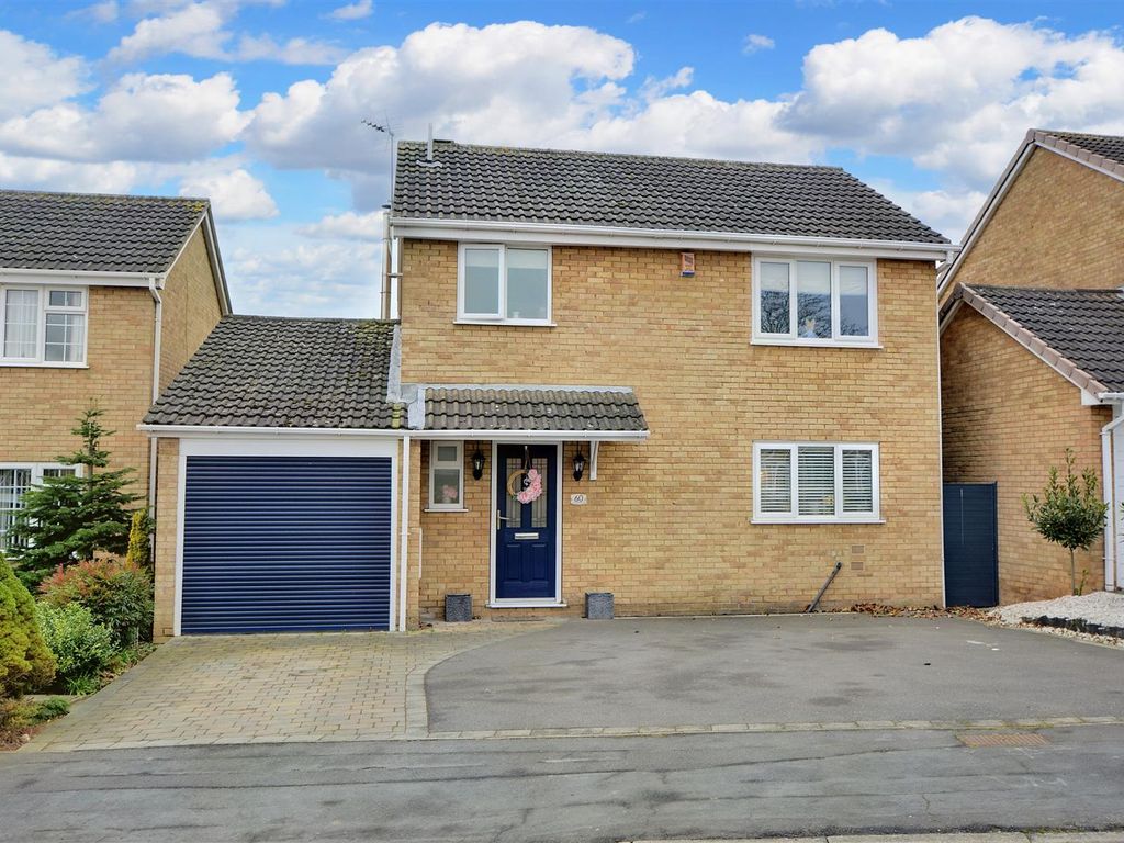 3 bed detached house for sale in Sandringham Road, Sandiacre