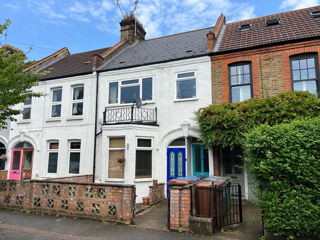 2 bed for sale in Carr Road, Walthamstow, London E17 Zoopla