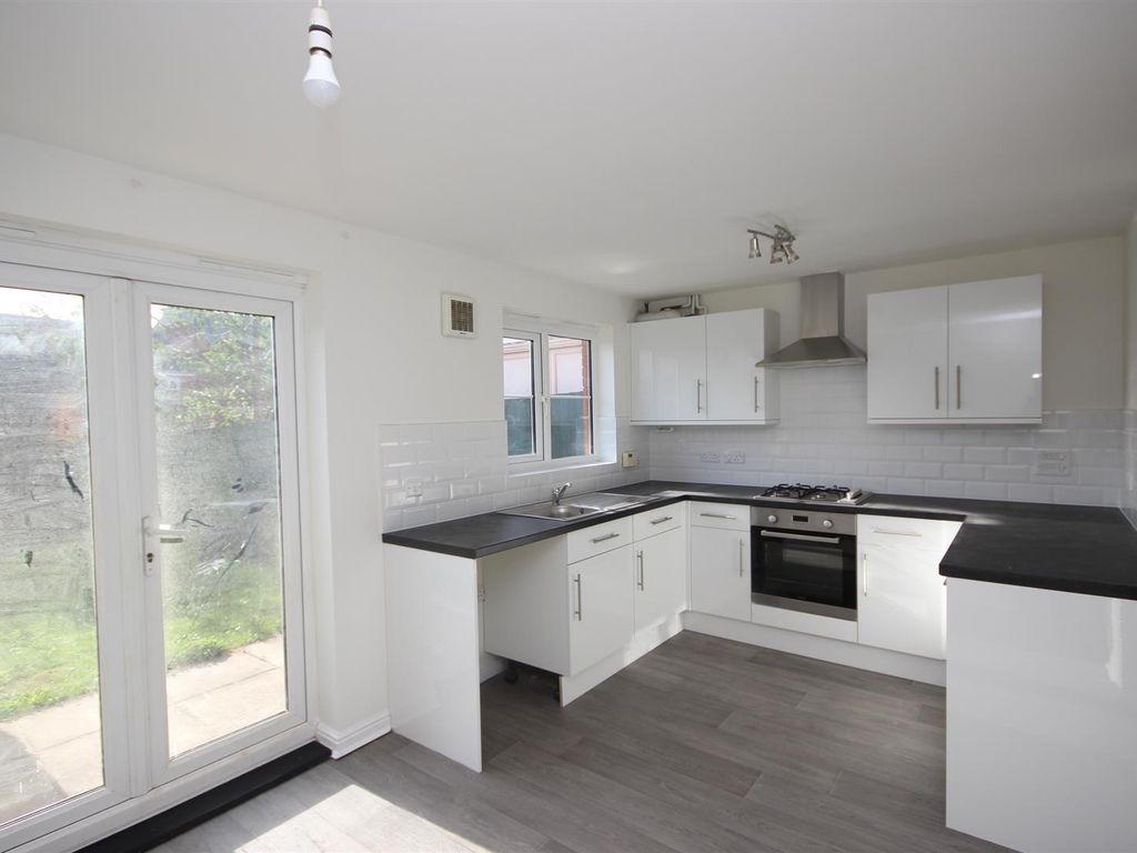 3 bed terraced house to rent in Culm Grove, Kings Heath, Exeter, Devon