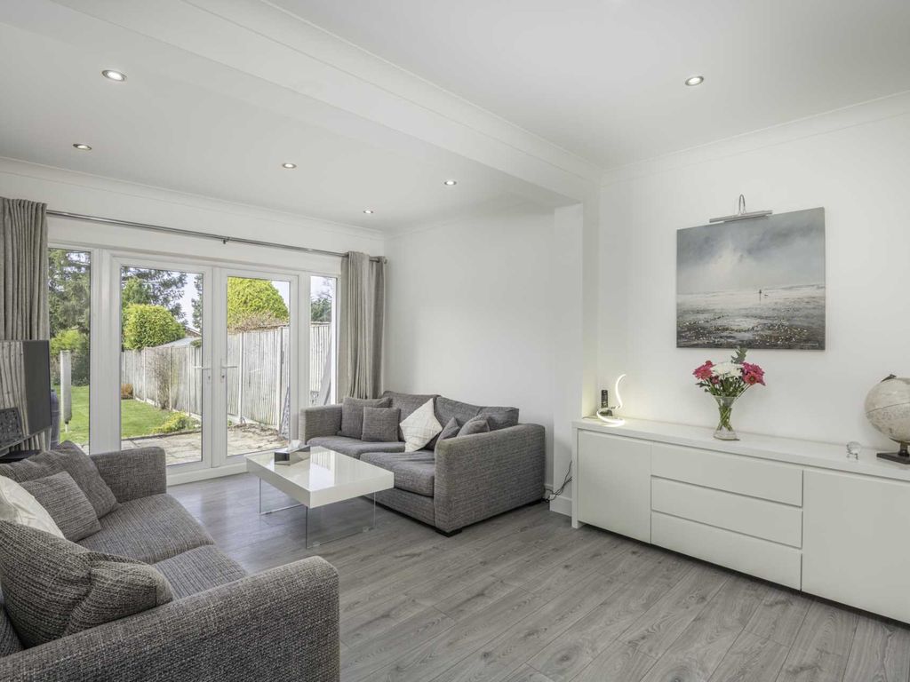 3 bed bungalow for sale in Well End Road, Borehamwood WD6 Zoopla